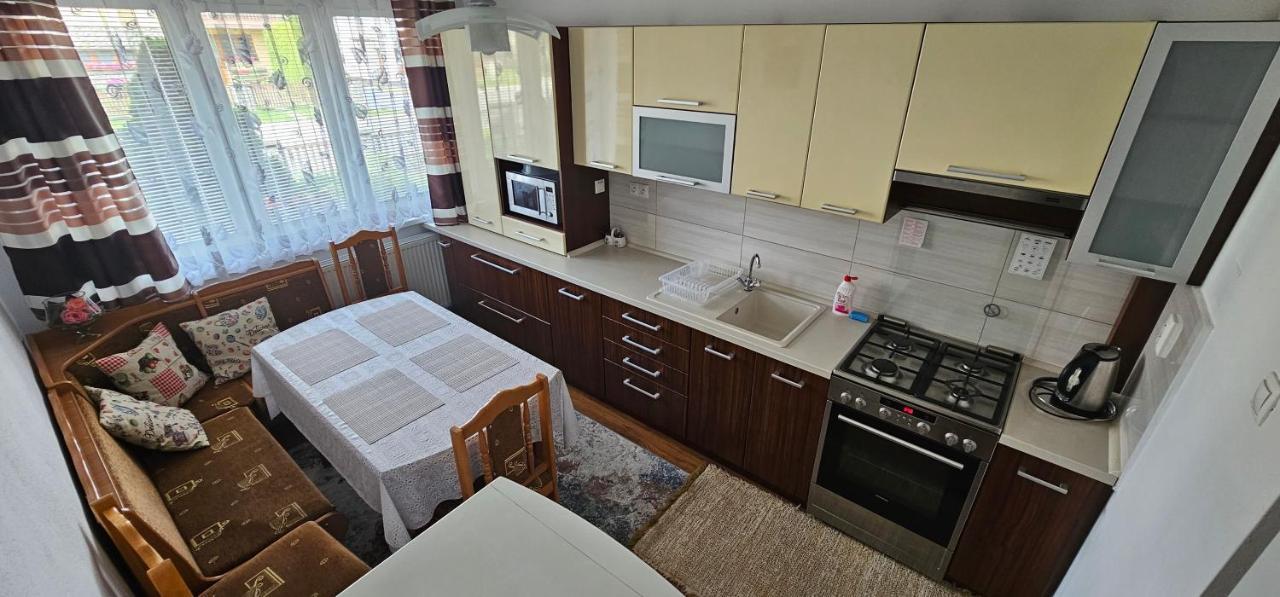 Privat Agnesa Hotel Зуберец Екстериор снимка