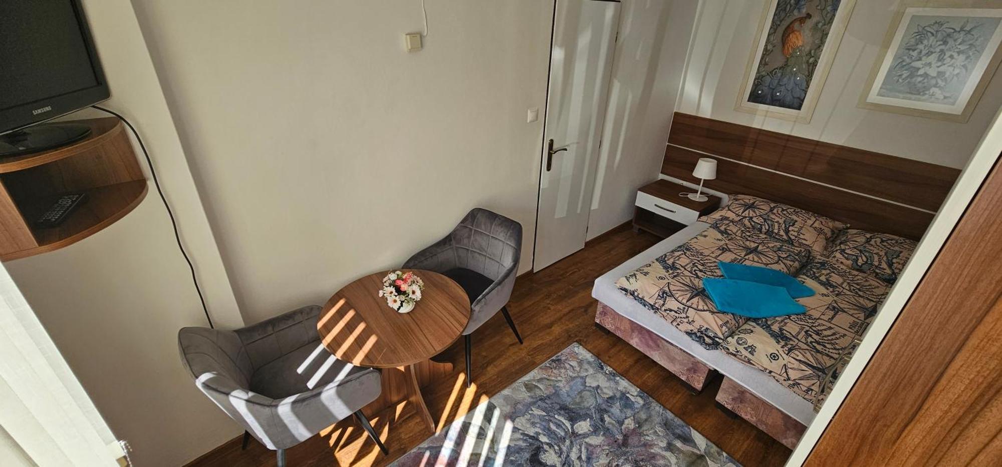 Privat Agnesa Hotel Зуберец Екстериор снимка