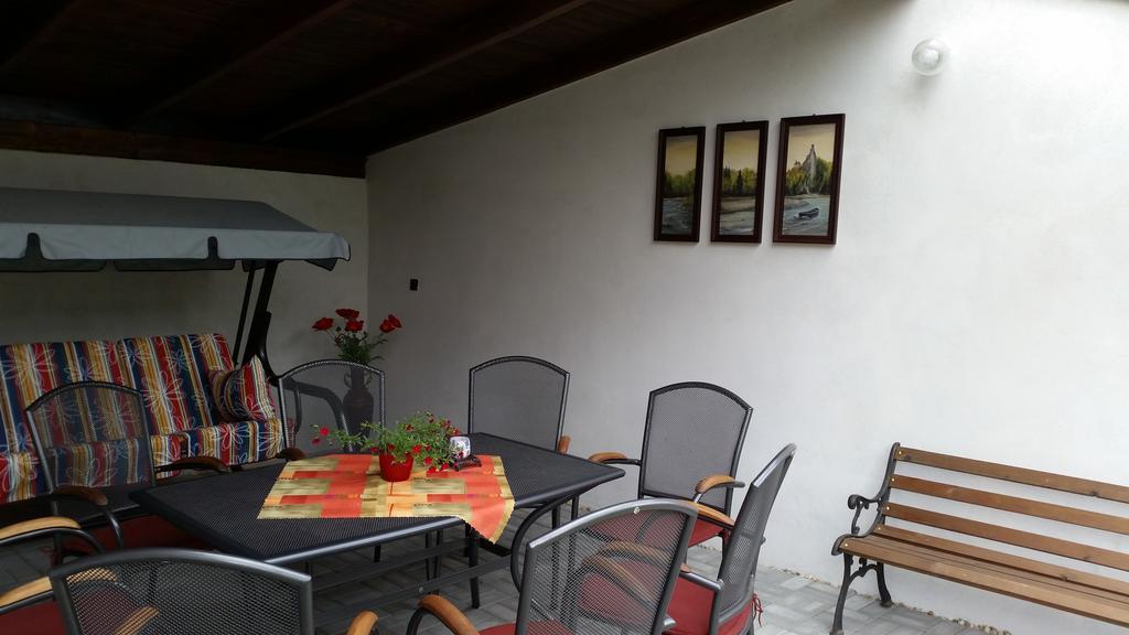 Privat Agnesa Hotel Зуберец Екстериор снимка